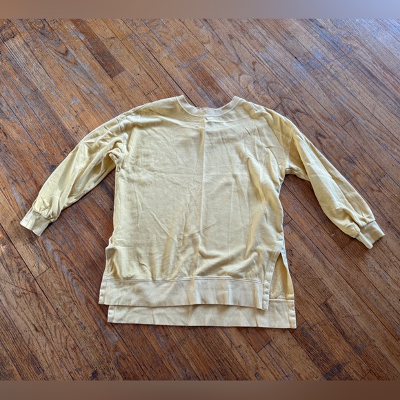 Old Navy Mustard Long Sleeve Sweatshirt - Picture 1 of 6